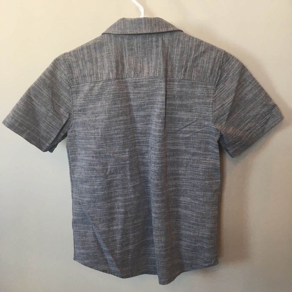 3/$25 Boys Urban Pipeline Button Up Shirt - Picture 4 of 4